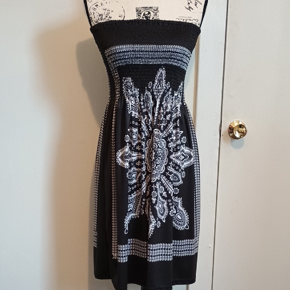 Venus Black and White Strapless Cover Up Or Dress